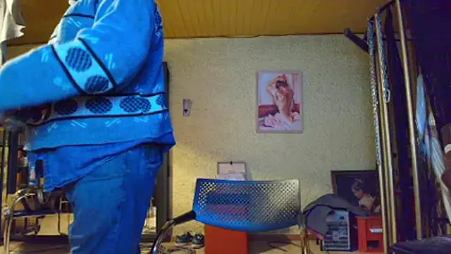 jeanlulu online show from December 20, 2025, 5:09 pm