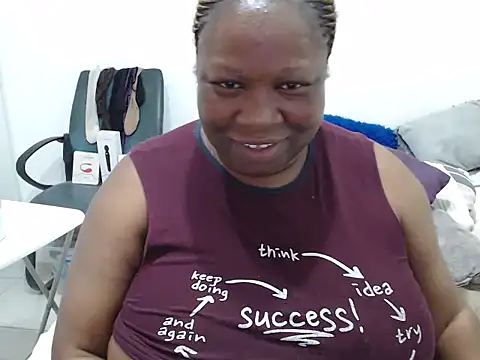 SWEETPRCIOUS30 online show from February 2, 2025, 3:49 pm