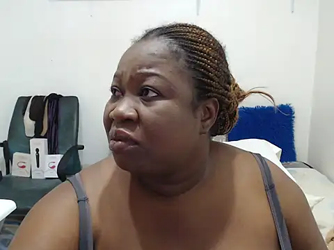 SWEETPRCIOUS30 online show from February 20, 2025, 5:12 am