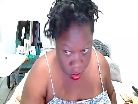 SWEETPRCIOUS30 online show from September 12, 2025, 3:17 am
