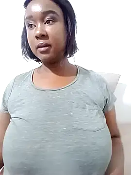 HotAFRICANBEAUTY online show from January 27, 2025, 11:00 pm