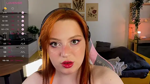 Snapshot of Sofy_Benson chatting on June 11, 2026, 2:15 pm Sofy Benson online show from June 11, 2026, 2:15 pm