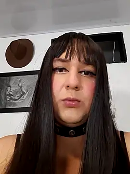 Snapshot of cosmicwind chatting on October 31, 2025, 11:17 pm cosmicwind online show from October 31, 2025, 11:17 pm