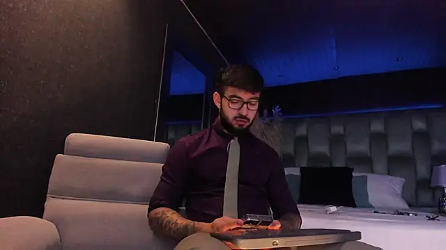 MarkWalker   online show from March 7, 2025, 10:24 am