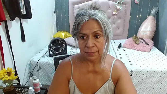 Snapshot of lalisha_96 chatting on March 25, 2026, 1:44 am lalisha 96 online show from March 25, 2026, 1:44 am