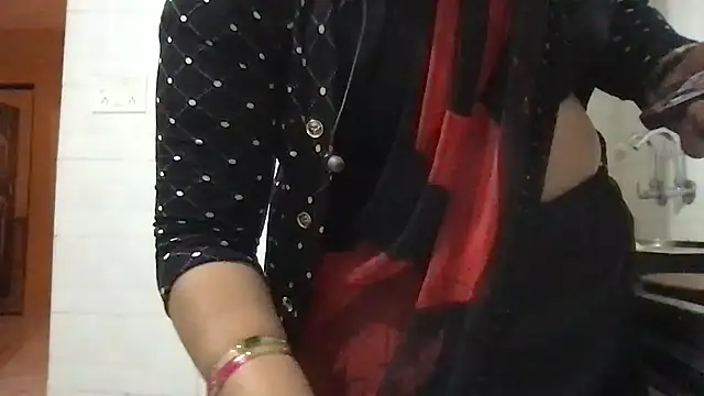 Riyasingh9 online show from January 25, 2025, 4:56 am