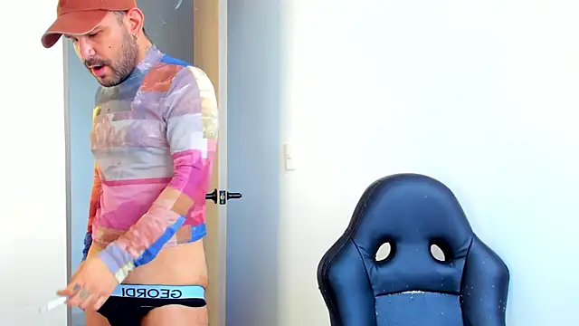 nicolas cox online show from July 1, 2026, 8:19 pm