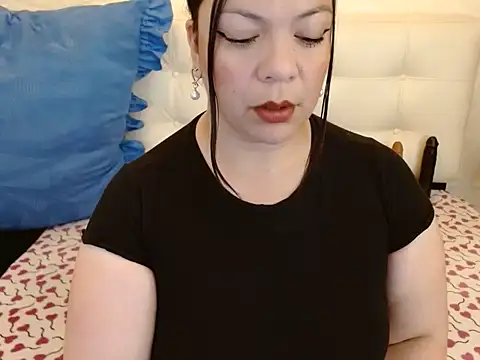 Angiee BBW online show from February 17, 2026, 4:35 pm