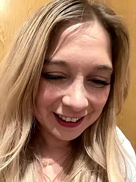 CherryAuroraa online show from January 15, 2026, 10:13 pm