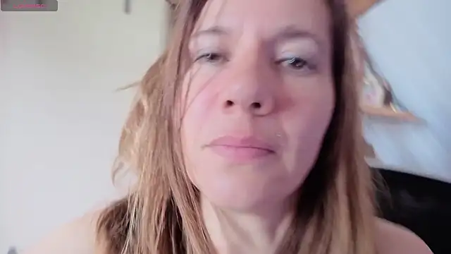 Lina lou4 online show from May 9, 2026, 2:00 pm