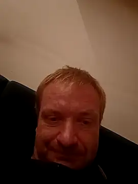 82liska online show from October 5, 2025, 10:07 pm