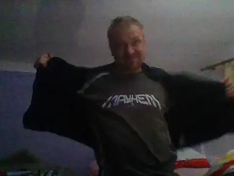 82liska online show from May 9, 2026, 2:39 am
