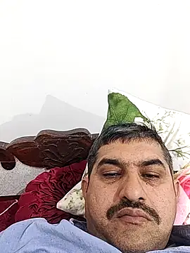 Snapshot of Amandev7 chatting on January 5, 2025, 7:28 am Amandev7 online show from January 5, 2025, 7:28 am