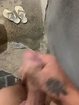 Snapshot of Cortez1225 chatting on February 16, 2025, 4:31 am Cortez1225 online show from February 16, 2025, 4:31 am