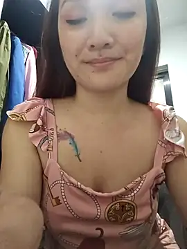 soooooANGEL online show from December 6, 2024, 8:37 am