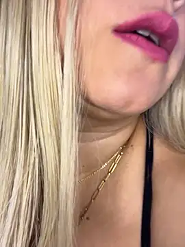 Melissa Bianco online show from May 3, 2026, 5:02 am