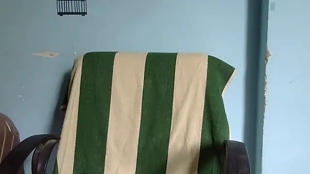 lovelydesi21 online show from November 16, 2025, 6:41 am