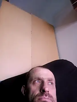Roman0798 online show from February 26, 2025, 6:04 am