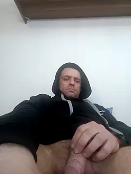 Roman0798 online show from March 12, 2025, 12:26 pm