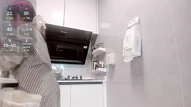 Vivian-6 online show from March 9, 2026, 12:58 am