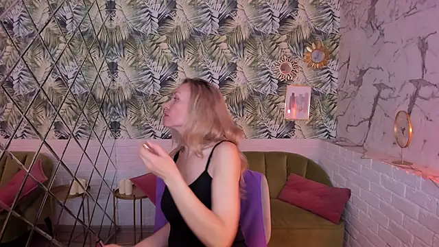 Snapshot of NancyGrace chatting on November 24, 2025, 6:18 pm NancyGrace online show from November 24, 2025, 6:18 pm