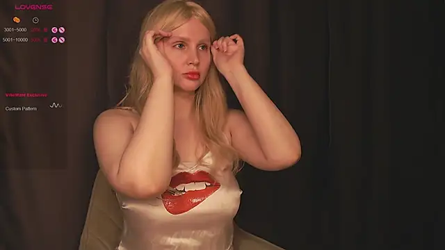 Snapshot of nutcrew chatting on March 25, 2026, 9:21 pm nutcrew online show from March 25, 2026, 9:21 pm