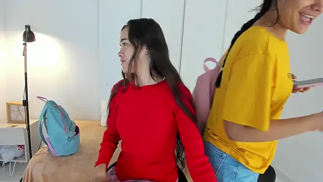 sexychanell 18 online show from January 14, 2025, 12:35 pm