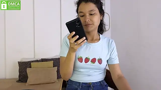 Snapshot of sexychanell_18 chatting on May 6, 2026, 12:10 pm sexychanell 18 online show from May 6, 2026, 12:10 pm