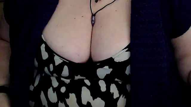 mayasmith online show from May 12, 2026, 6:43 am