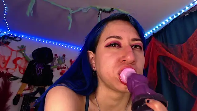 Snapshot of pussytight_pervert chatting on October 21, 2025, 11:05 pm pussytight pervert online show from October 21, 2025, 11:05 pm