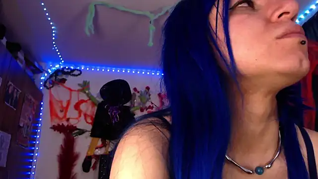 Snapshot of pussytight_pervert chatting on October 27, 2025, 1:09 am pussytight pervert online show from October 27, 2025, 1:09 am