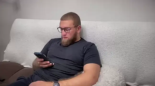 Snapshot of Bear_bear_ chatting on December 12, 2024, 8:21 pm Bear bear online show from December 12, 2024, 8:21 pm