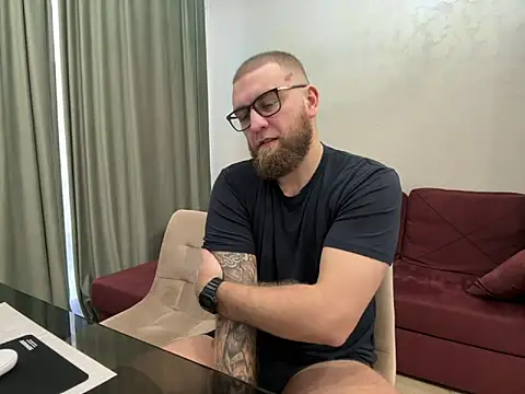 Snapshot of Bear_bear_ chatting on March 15, 2025, 4:57 am Bear bear online show from March 15, 2025, 4:57 am