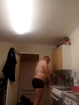 Snapshot of bigboy197311 chatting on October 11, 2025, 6:01 am bigboy197311 online show from October 11, 2025, 6:01 am