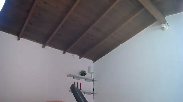  juliana rios online show from February 24, 2026, 8:18 pm