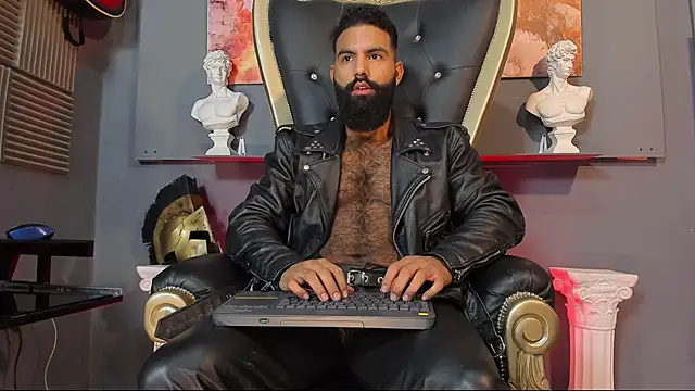 Snapshot of BeardAndrew chatting on December 10, 2024, 1:43 am BeardAndrew online show from December 10, 2024, 1:43 am