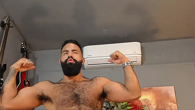 Snapshot of BeardAndrew chatting on December 20, 2024, 4:20 am BeardAndrew online show from December 20, 2024, 4:20 am