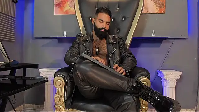 Snapshot of BeardAndrew chatting on January 14, 2025, 4:04 am BeardAndrew online show from January 14, 2025, 4:04 am