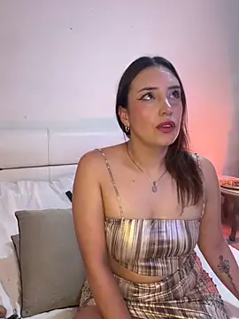 Snapshot of Freyja_soh chatting on February 14, 2025, 12:41 am Freyja soh online show from February 14, 2025, 12:41 am