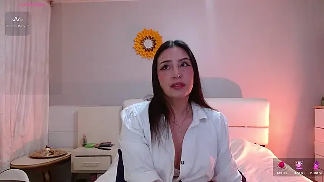 Snapshot of Freyja_soh chatting on November 1, 2025, 9:17 pm Freyja soh online show from November 1, 2025, 9:17 pm