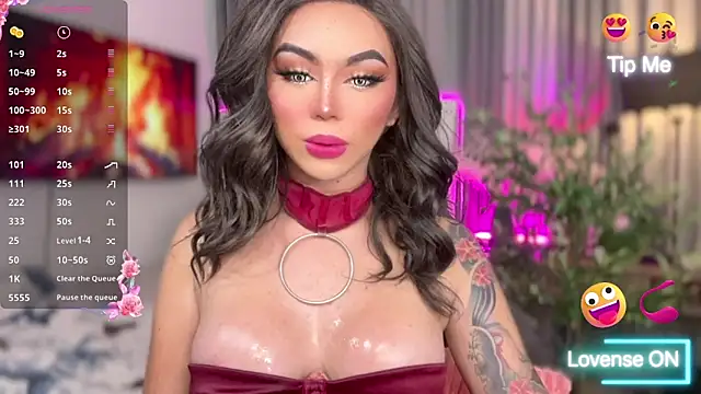 Snapshot of sassy_olivia chatting on October 10, 2025, 4:06 pm sassy olivia online show from October 10, 2025, 4:06 pm