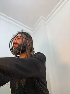 Addicted Avocado online show from December 17, 2025, 1:55 am