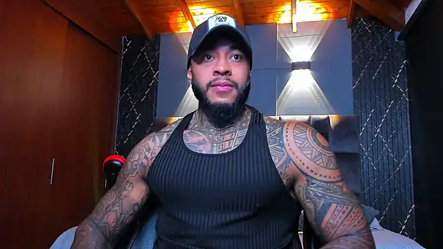 muscle man16 online show from January 18, 2025, 1:41 am