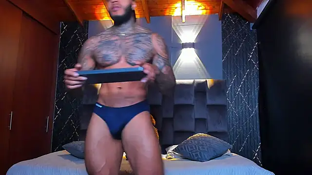 muscle man16 online show from January 27, 2025, 4:22 pm