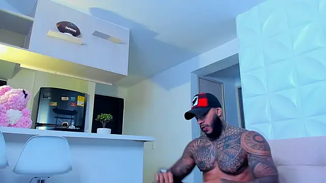 muscle man16 online show from February 1, 2025, 12:07 am