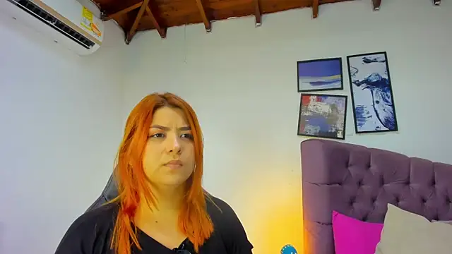 Snapshot of Gretta_Queen chatting on October 20, 2025, 6:19 pm Gretta Queen online show from October 20, 2025, 6:19 pm