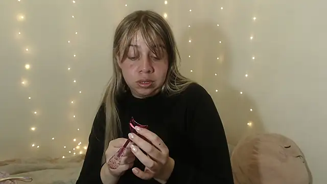 Snapshot of SweetSofty chatting on February 23, 2026, 10:07 pm SweetSofty online show from February 23, 2026, 10:07 pm