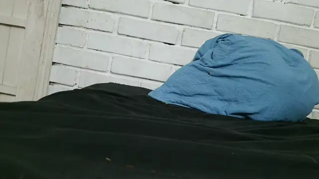 valeriaswang Lucas online show from October 17, 2025, 11:18 pm