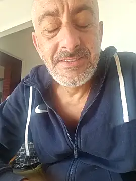 cuci45 online show from October 8, 2025, 8:12 am