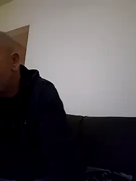 Snapshot of cuci45 chatting on February 8, 2026, 10:13 pm cuci45 online show from February 8, 2026, 10:13 pm